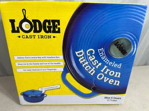 Brand New Lodge 6 Quart Cast Iron Enameled Dutch Oven - Blue