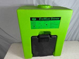lot 23 image: SAS Eyewash Safety Station