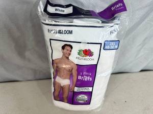 lot 34 image: New Fruit of the Loom 3 Pack of 3XL Briefs