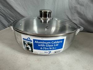 lot 88 image: New 4.75 qt Aluminum Caldero Pan with Glass Lid