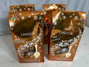 lot 115 image: 4 New Bags of Lindt Lindor Limited Edition Snickerdoodle White Chocolate Truffles