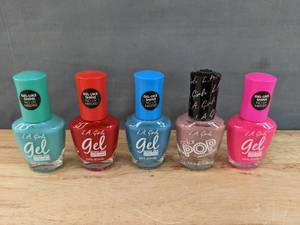 lot 126D image: Lot of 5 Brand New L.A. Girl Gel Extreme Shine & Color Pop Nail Polish N
