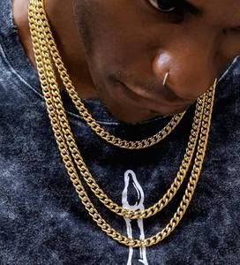 lot 26 image: Brand New KRKC&CO Mens 20 Length 8mm Width Cuban Link Chain Necklace 18k Gold N