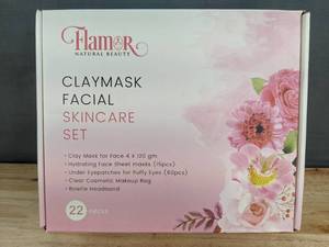 lot 72A image: New Flamor Natural Beauty Claymask Facial 22 Piece Skincare Set N
