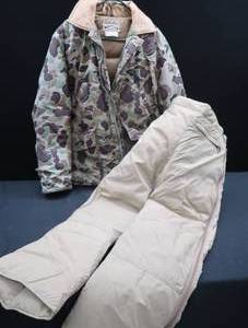 lot 48 image: VINTAGE CABELAS CAMO HUNTING JACKET AND EDDIE BAUER SNOW PANTS