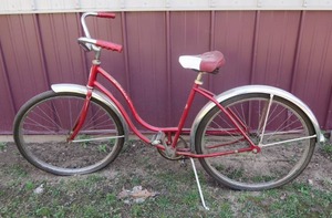 lot 94 image: VINTAGE SCHWINN RED HOLLYWOOD BICYCLE