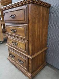 lot 121 image: WOODEN CHEST OF DRAWERS