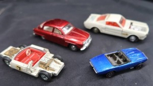lot 170 image: DI CAST DINKY TOYS AND HOTWHEELS CARS