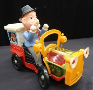 lot 148 image: VINTAGE OLD MAN DRIVER TOY