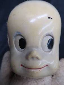 lot 149 image: VINTAGE 1961 CASPER THE FRIENDLY GHOST TALKING DOLL