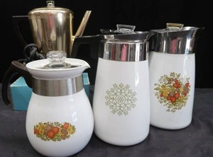 lot 244 image: 4 COFFEE POTS WITH GUTS