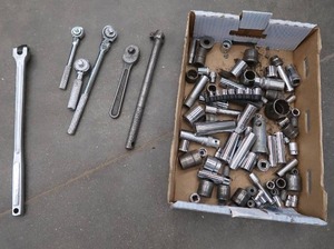 lot 289 image: ASSORTED SOCKETS