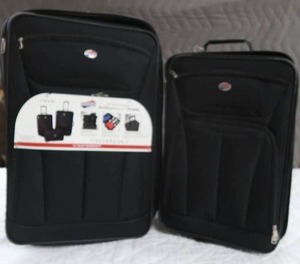lot 364 image: BRAND NEW 2 PIECE AMERICAN TOURISTER LUGGAGE
