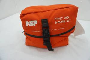 lot 3 image: First Aid & Burn Kit