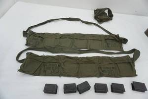 lot 25 image: Army Ammo PouchesClip holders