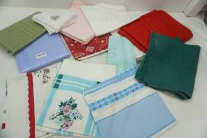 lot 54 image: linen table cloths