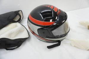 lot 70 image: HJC Full Face Helmet (Large)
