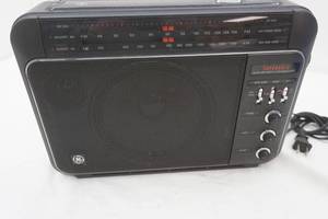 lot 97 image: GE Superadio