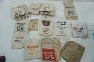 lot 118 image: Vintage Shot Bags