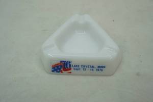 lot 120 image: Vintage Farm fest 1976 Ashtray