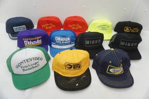 lot 149 image: Vintage Hat Lot
