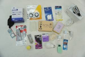 lot 195 image: Lighting Timers, Shower Head, Lens Wipes & More