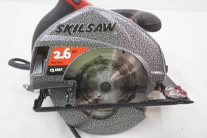 lot 213 image: Skill Saw Circular Saw LIKE NEW. 7.25