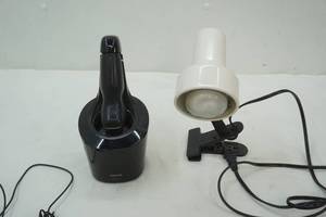 lot 225 image: Philips Smart Clean & Clip-On Desk Light