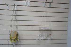 lot 242 image: hanging decor