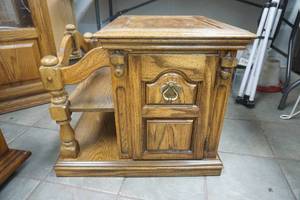 lot 293 image: Double Sided Cabinet with side shelfrack