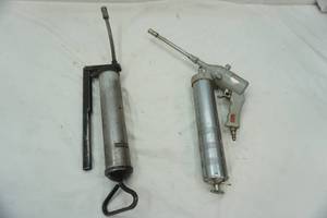 lot 326 image: Sanborn Air Accessory Grease Gun & hand pump grease gun