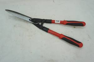 lot 340 image: Compound Action Hedge Shears