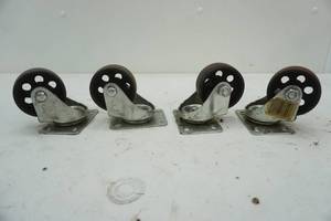 lot 364 image: Set Of Cast Iron Caster Wheels 3