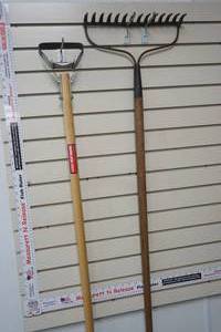 lot 409 image: Metal Rake & Weed Puller