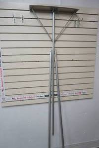 lot 415 image: Roof Rake with 2 extension