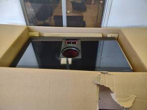 lot 21 image: Ikea Electric Drop-In Induction Coo...