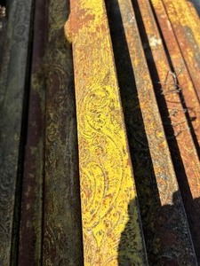 lot 323 image: Vintage Radiator (9d - 20w x 36h)
