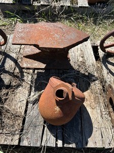 lot 224 image: Homemade Anvil