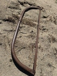 lot 206 image: Antique Crosscut Saw