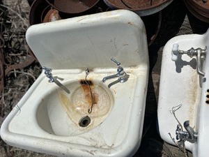 Antique Square Cast Iron Bathroom Sink