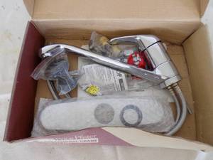 lot 17 image: Polish Chrome Kitchen Faucet