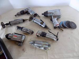 lot 70 image: Speedy Cut, Die Grinder, Blue Point Angle Drill, Air Tools 12 Impact, 38 Drill, 14 Ratchet, 38 Ratchet Case