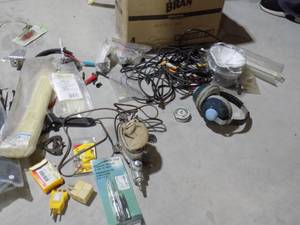 lot 142 image: Misc Hardware items