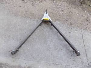 lot 170 image: 2 Hidden Hitch  Tow Bar