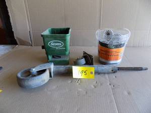 lot 195 image: Course Thread Collated Drywall Screws