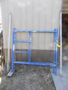 lot 206 image: Scaffolding, Blue, 60x60 Step Frame, with 4x 7 braces