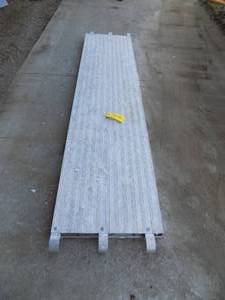 lot 212 image: Biljax Alum scaffolding Platform