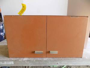 lot 223 image: Vintage Metal Cabinet (3 pieces)