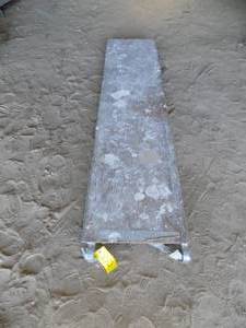 lot 222 image: Biljax Alum Platform,