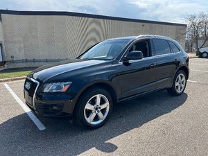 lot 8 image: 2010 Audi Q5 3.2 Premium AWD